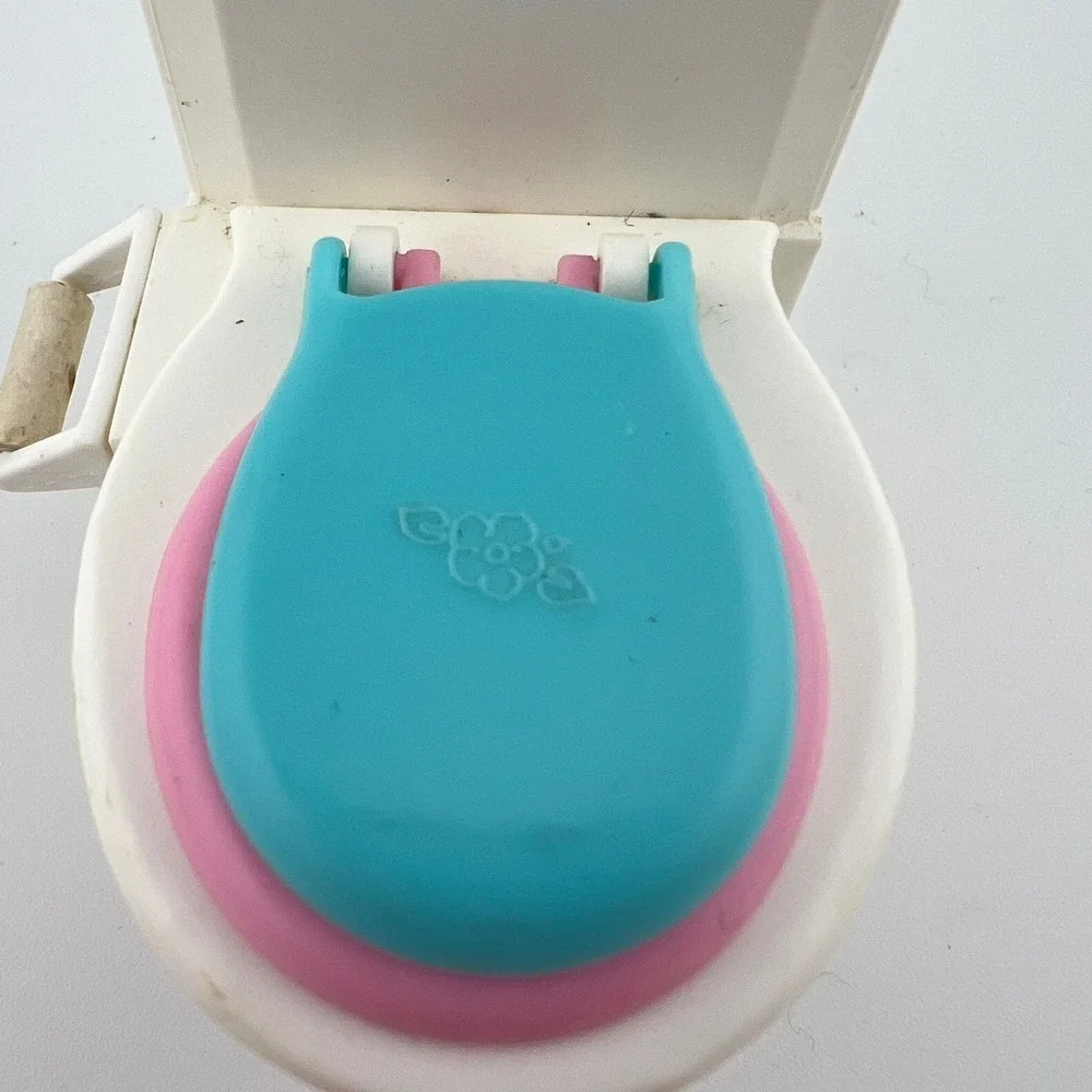 1996 Mattel Barbie Kelly Potty Training‎ Toilet Bathroom Accessory Replacement